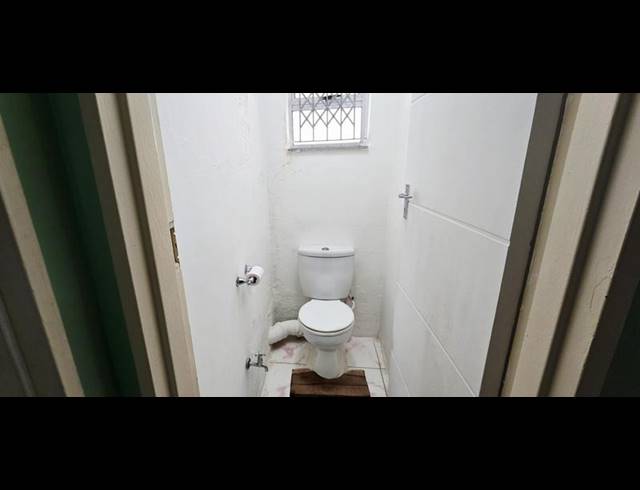 1 BEDROOM APARTMENT FOR SALE IN OVERPORT